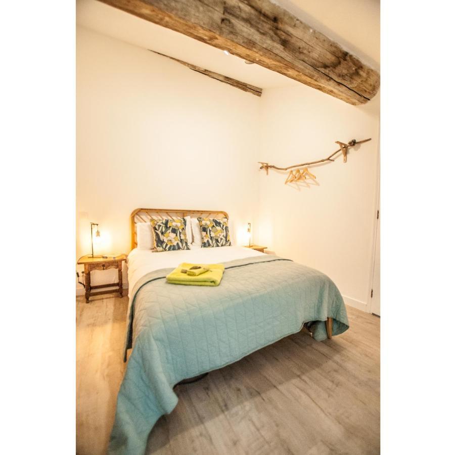 Bed and Breakfast La Calade Montouliers Exterior foto