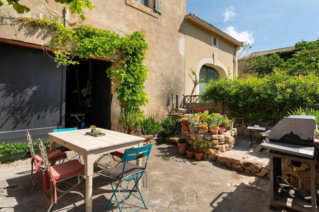 Bed and Breakfast La Calade Montouliers Exterior foto